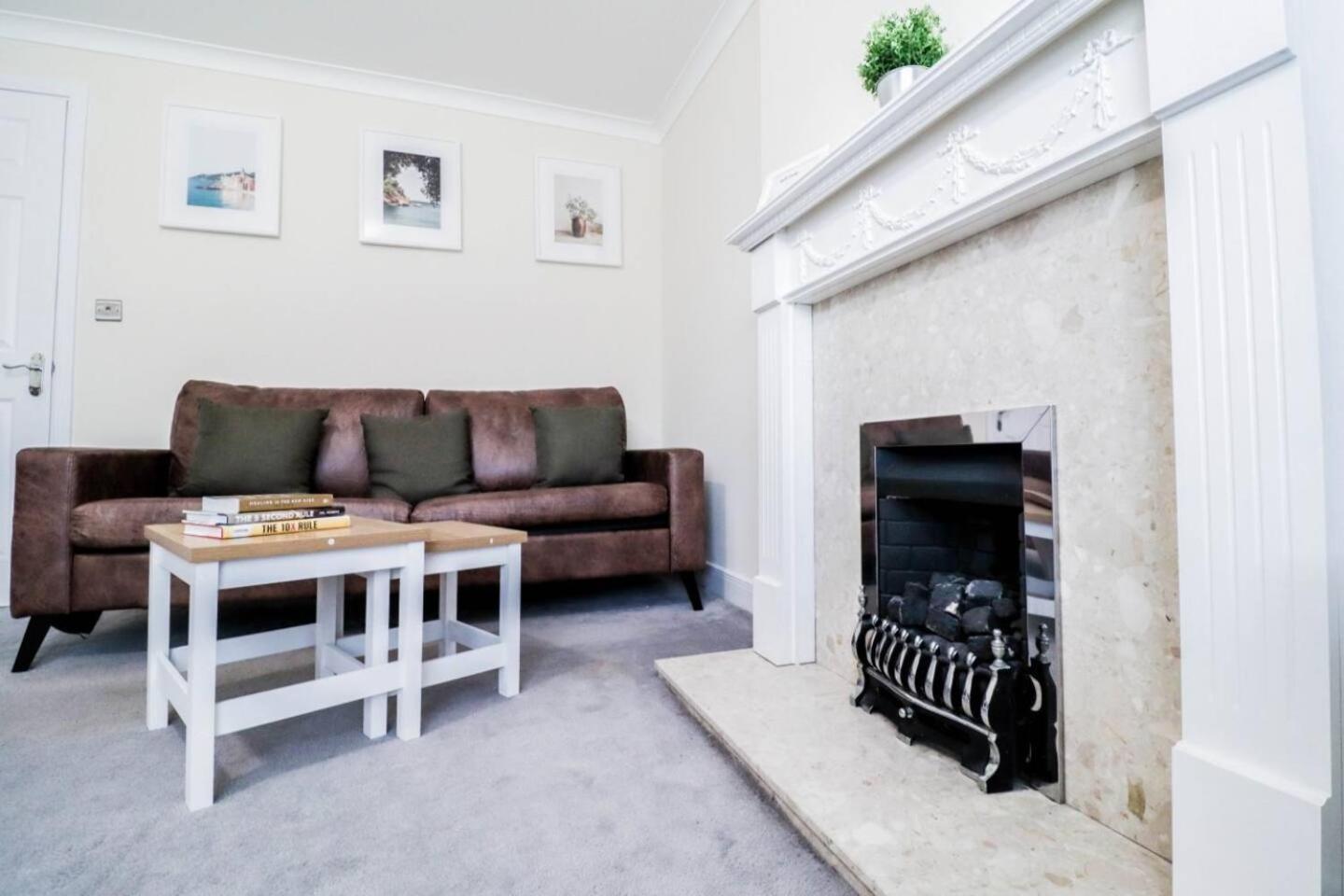 3br House With Parking Near Iron Pier Thames River * Londra