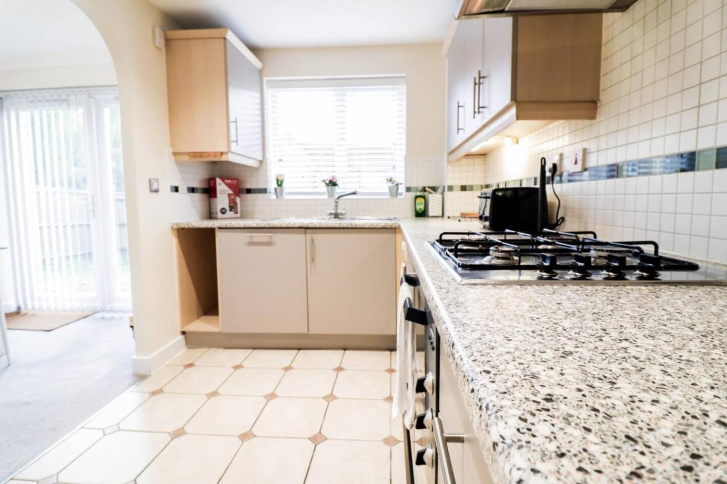 Casa vacanze 3br House With Parking Near Iron Pier Thames River Londra