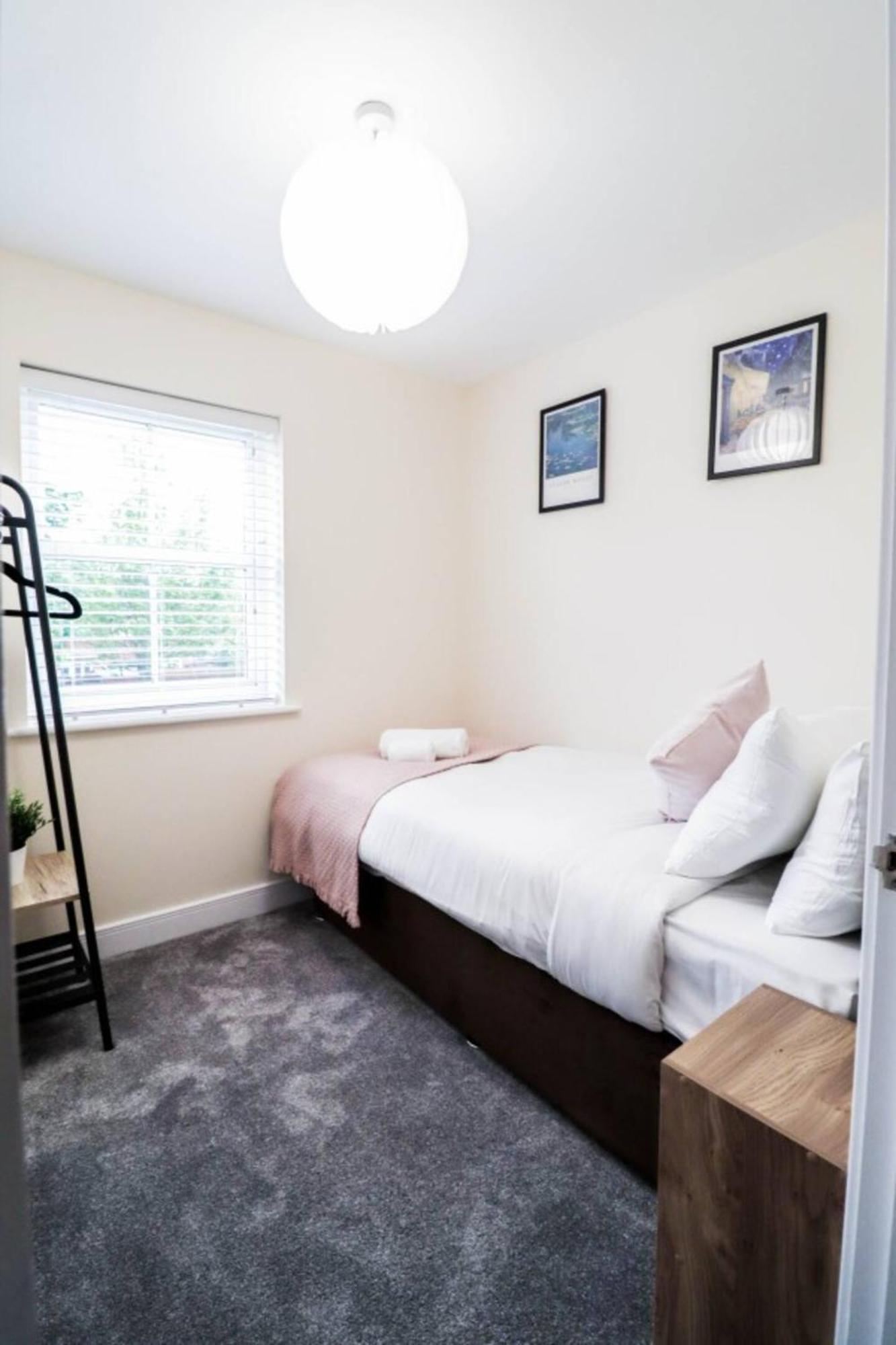 3br House With Parking Near Iron Pier Thames River Casa vacanze *