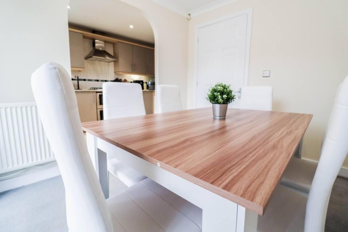 Casa vacanze 3br House With Parking Near Iron Pier Thames River Londra