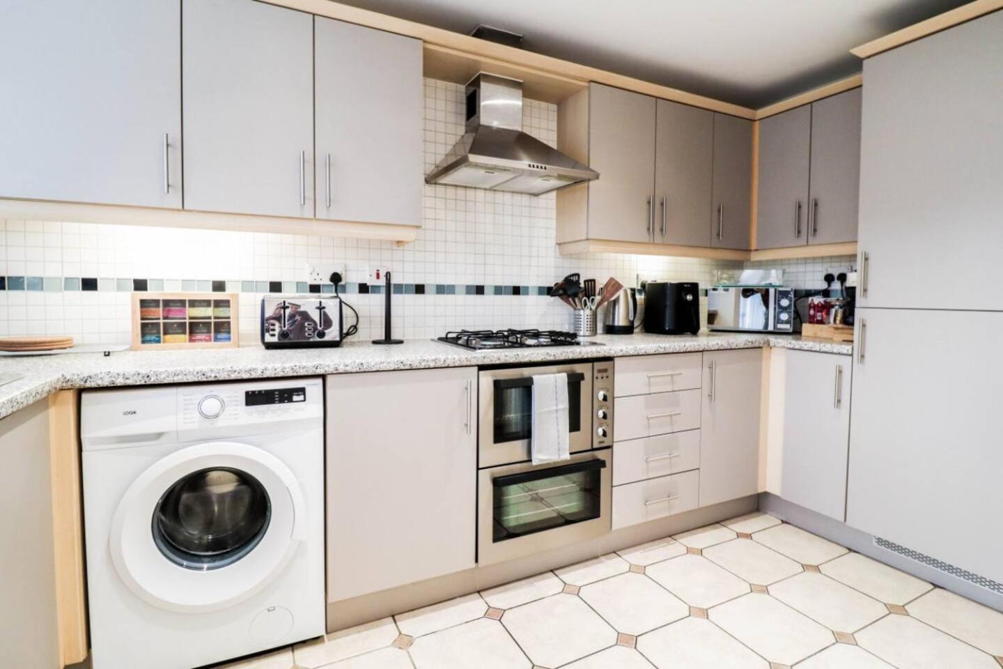 3br House With Parking Near Iron Pier Thames River Casa vacanze